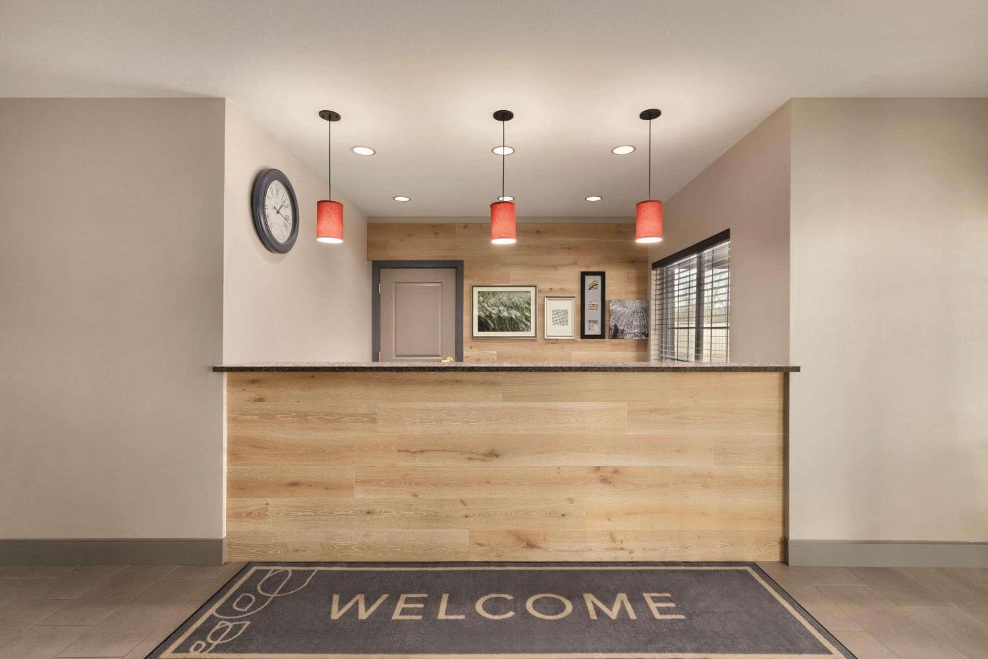 Country Inn & Suites By Radisson, Madison, Al Kültér fotó